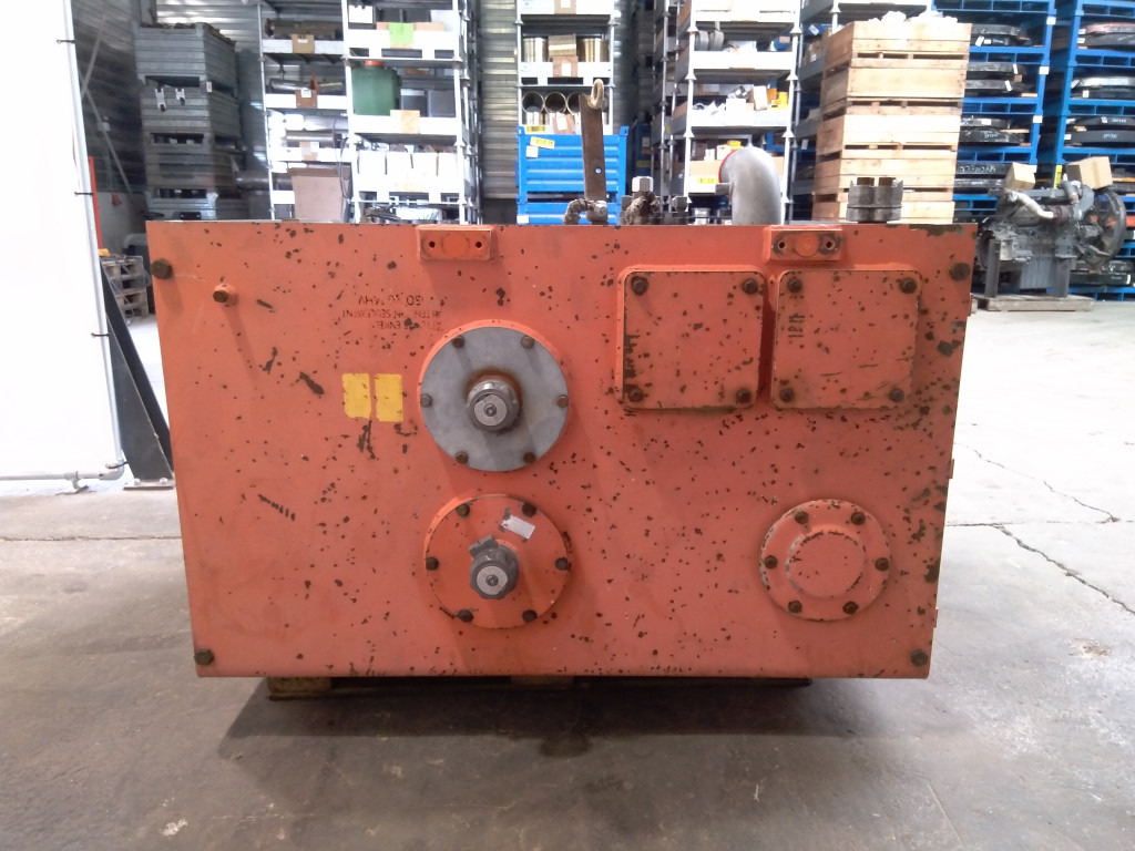 Hitachi 5011416 - Hydraulic tank for Construction machinery: picture 1 Hitachi 5011416 - Hydraulic tank for Construction machinery: picture 1