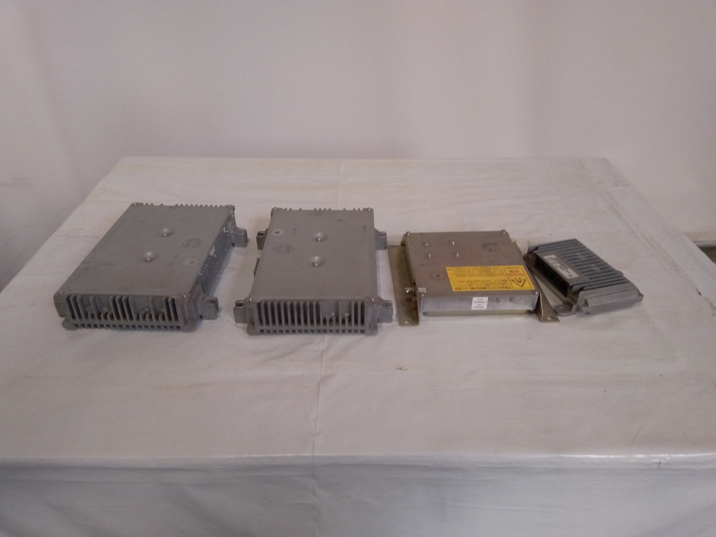 Hitachi 9266352 - ECU for Construction machinery: picture 1 Hitachi 9266352 - ECU for Construction machinery: picture 1