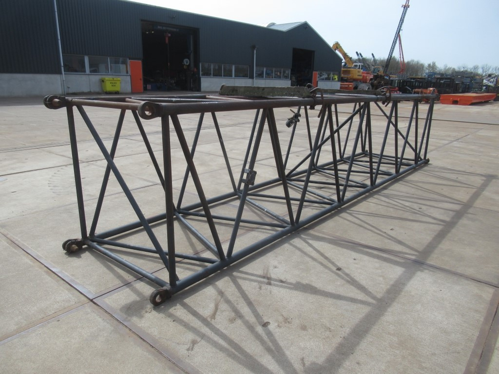 Hitachi KH150-3 - - Boom for Construction machinery: picture 3 Hitachi KH150-3 - - Boom for Construction machinery: picture 3