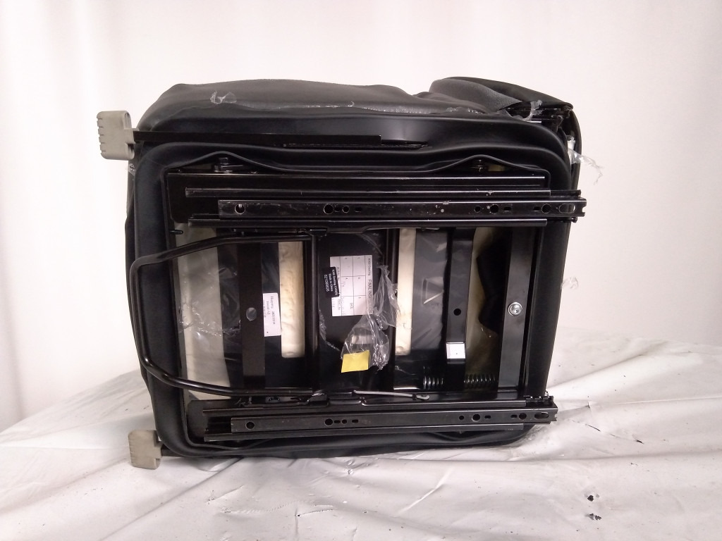 Hitachi ZX-5 - - Seat for Construction machinery: picture 3 Hitachi ZX-5 - - Seat for Construction machinery: picture 3