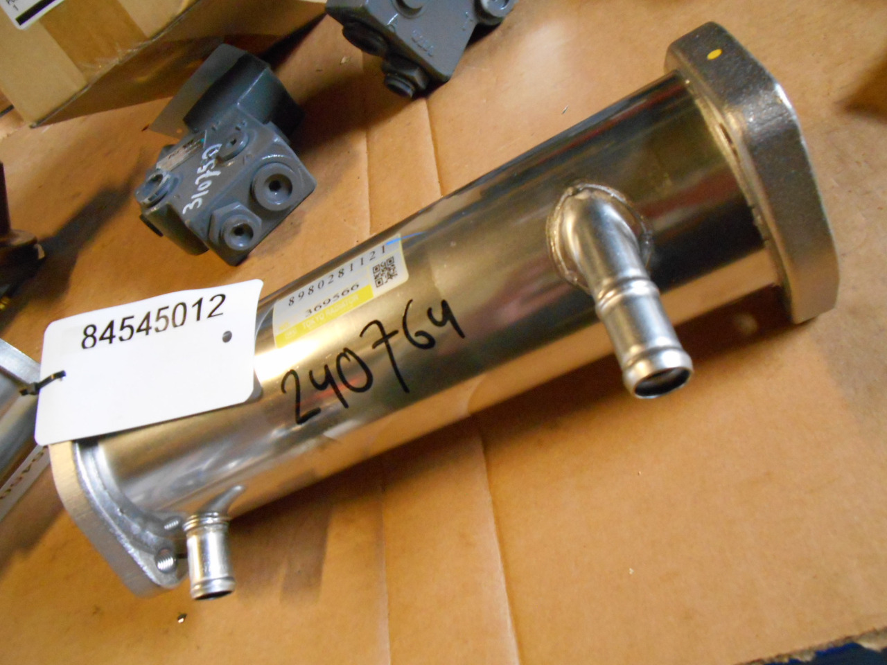 Isuzu 8980281121 - EGR cooler for Agricultural machinery: picture 2 Isuzu 8980281121 - EGR cooler for Agricultural machinery: picture 2