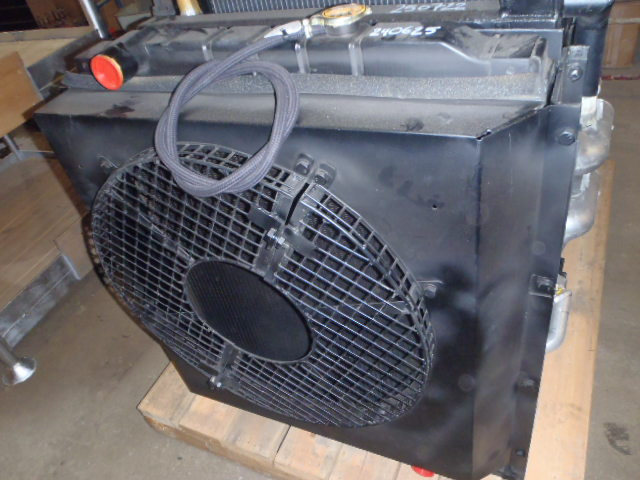 Kobelco SK200-3 - - Radiator for Construction machinery: picture 2 Kobelco SK200-3 - - Radiator for Construction machinery: picture 2