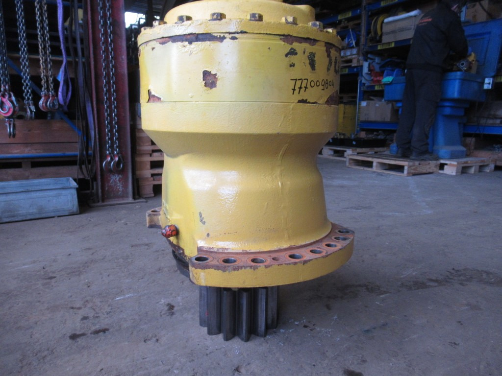 Komatsu 209-26-00040 - Swing motor for Construction machinery: picture 1 Komatsu 209-26-00040 - Swing motor for Construction machinery: picture 1