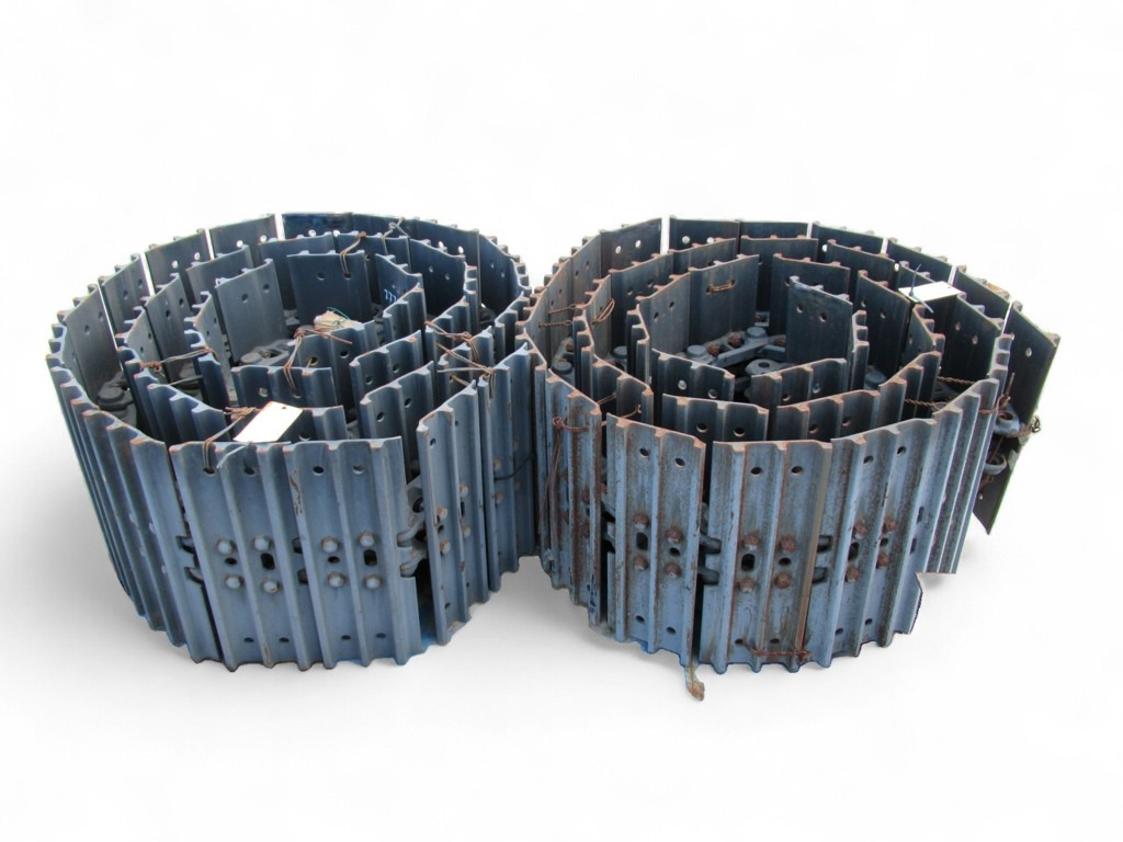 New Holland 2424J175D2 - YT62D00007F1 - Track for Construction machinery: picture 1 New Holland 2424J175D2 - YT62D00007F1 - Track for Construction machinery: picture 1