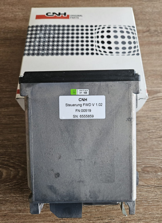 New Holland 6555859 - 3004050 - ECU for Construction machinery: picture 3 New Holland 6555859 - 3004050 - ECU for Construction machinery: picture 3