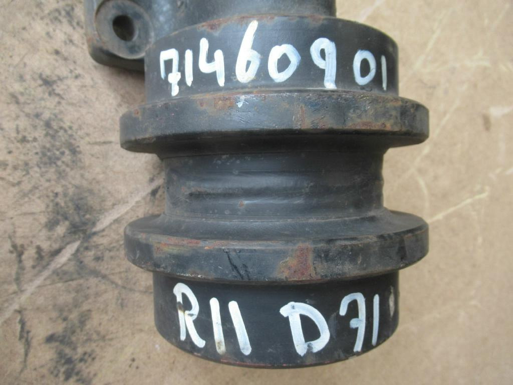 New Holland 71460901 - Track roller for Construction machinery: picture 4 New Holland 71460901 - Track roller for Construction machinery: picture 4