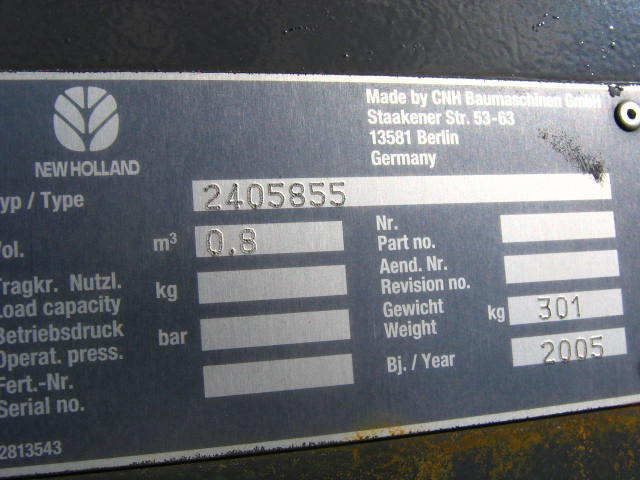 New Holland Unknown - - Loader bucket: picture 3 New Holland Unknown - - Loader bucket: picture 3