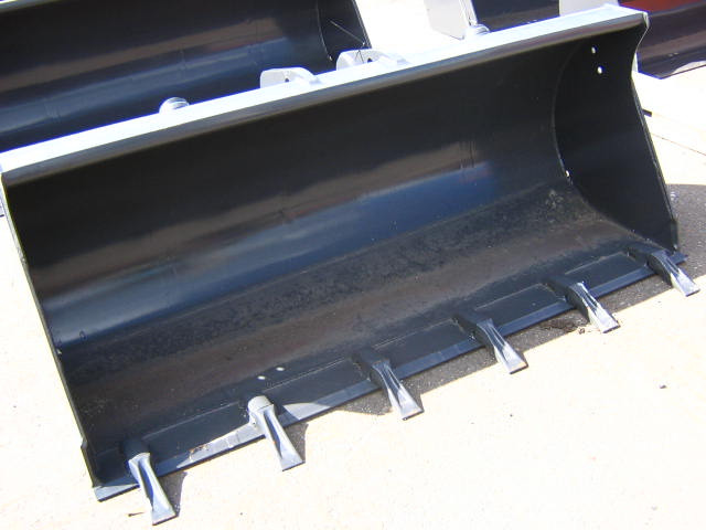 New Holland Unknown - - Loader bucket: picture 2 New Holland Unknown - - Loader bucket: picture 2