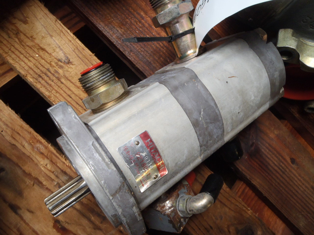 Zexel 9218031 - Steering pump for Construction machinery: picture 4 Zexel 9218031 - Steering pump for Construction machinery: picture 4