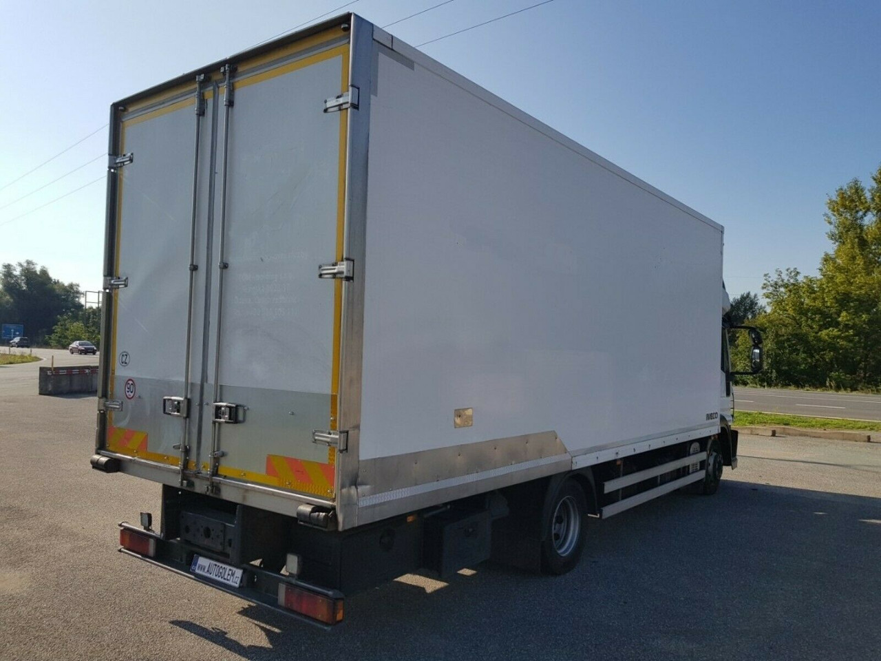 Iveco EUROCARGO ML 120E25 - Refrigerator truck: picture 3 Iveco EUROCARGO ML 120E25 - Refrigerator truck: picture 3