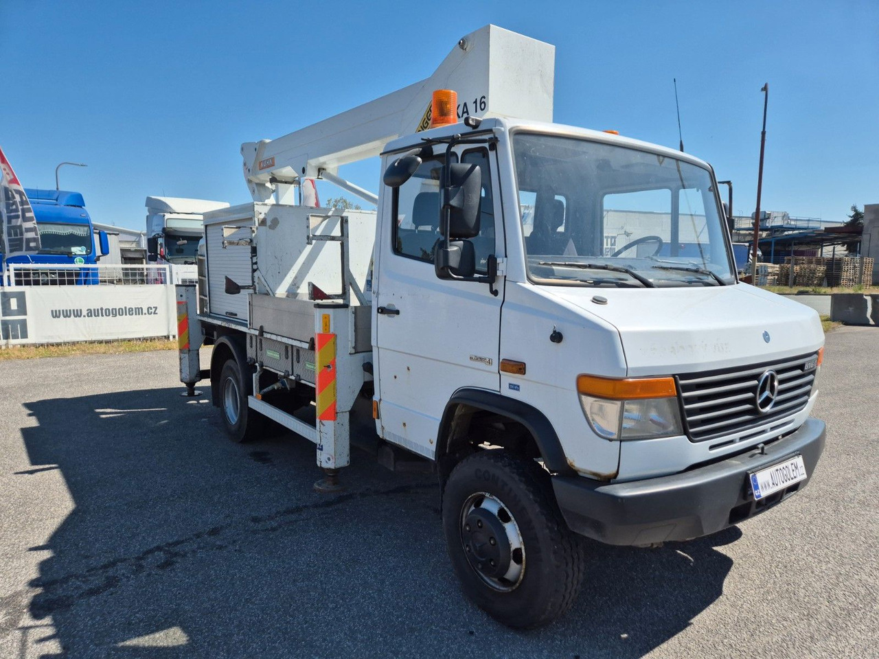 Palfinger TKA 16 - Mercedes-Benz Vario 816 D - Truck mounted aerial platform: picture 2 Palfinger TKA 16 - Mercedes-Benz Vario 816 D - Truck mounted aerial platform: picture 2
