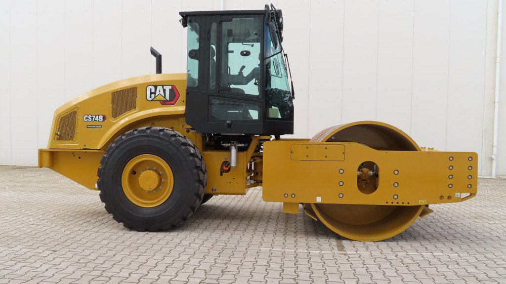 Caterpillar CS 74 B - Compactor: picture 1 Caterpillar CS 74 B - Compactor: picture 1