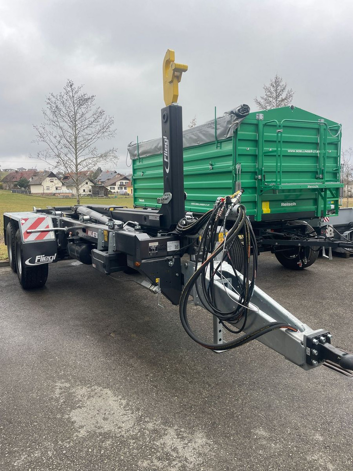 Fliegl HKL 22 - Roll-off/ Skip trailer: picture 4 Fliegl HKL 22 - Roll-off/ Skip trailer: picture 4