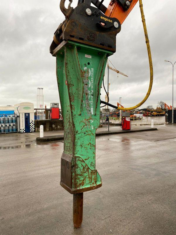 Montabert XL 1900 - Hydraulic hammer: picture 2 Montabert XL 1900 - Hydraulic hammer: picture 2
