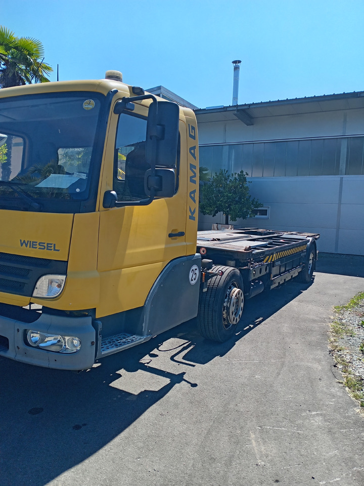 Kamag Wiesel WBH25 KB3237 - Container transporter/ Swap body truck: picture 2 Kamag Wiesel WBH25 KB3237 - Container transporter/ Swap body truck: picture 2