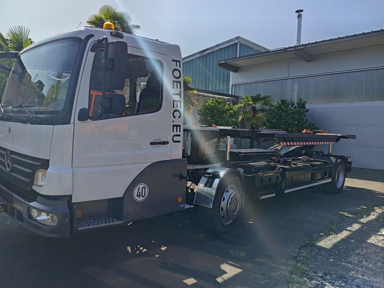 Mercedes-Benz Kamag/ Wiesel/ WBH/KB3682 - Container transporter/ Swap body truck: picture 2 Mercedes-Benz Kamag/ Wiesel/ WBH/KB3682 - Container transporter/ Swap body truck: picture 2