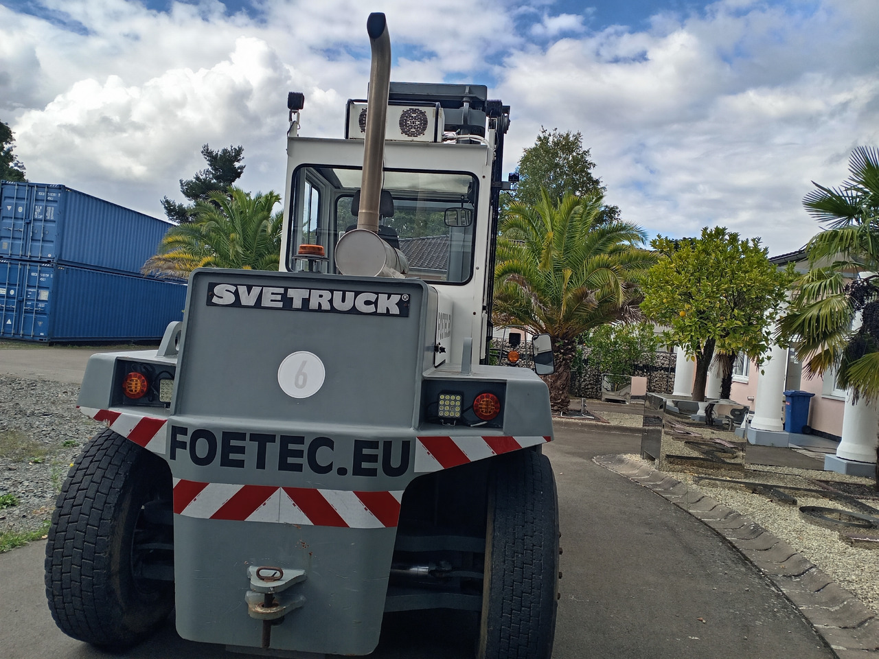 SVETRUCK 1060-30 - Diesel forklift: picture 3 SVETRUCK 1060-30 - Diesel forklift: picture 3
