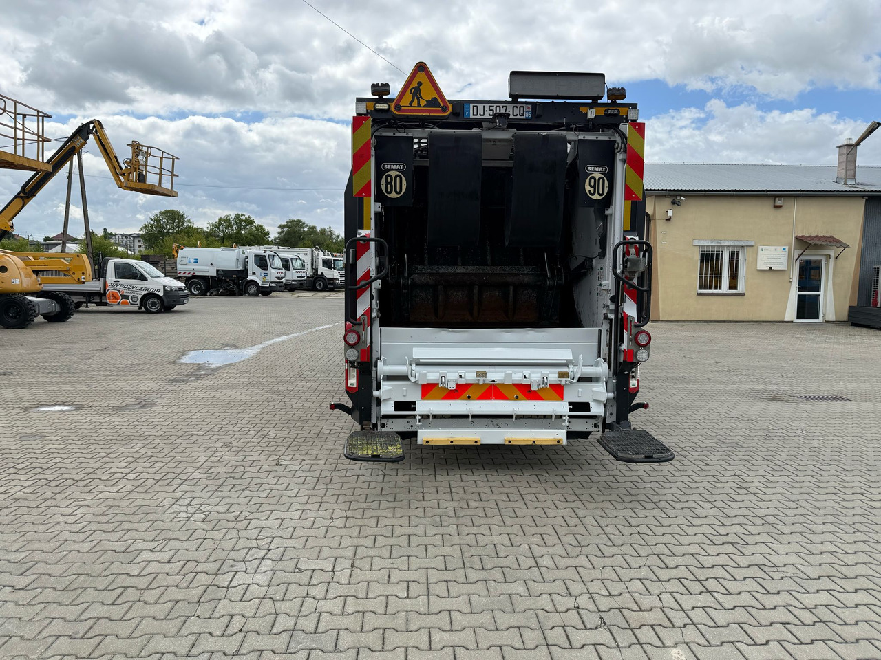 Iveco Eurocargo CNG SEMAT - Garbage truck: picture 5 Iveco Eurocargo CNG SEMAT - Garbage truck: picture 5