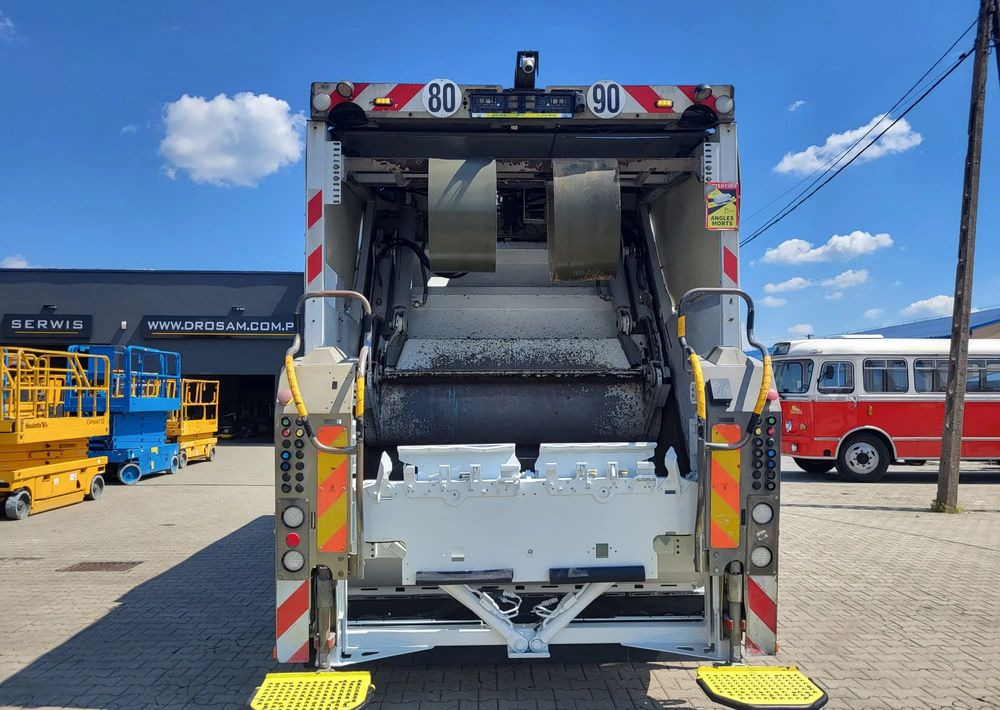 Renault Premium Faun - Garbage truck: picture 4 Renault Premium Faun - Garbage truck: picture 4