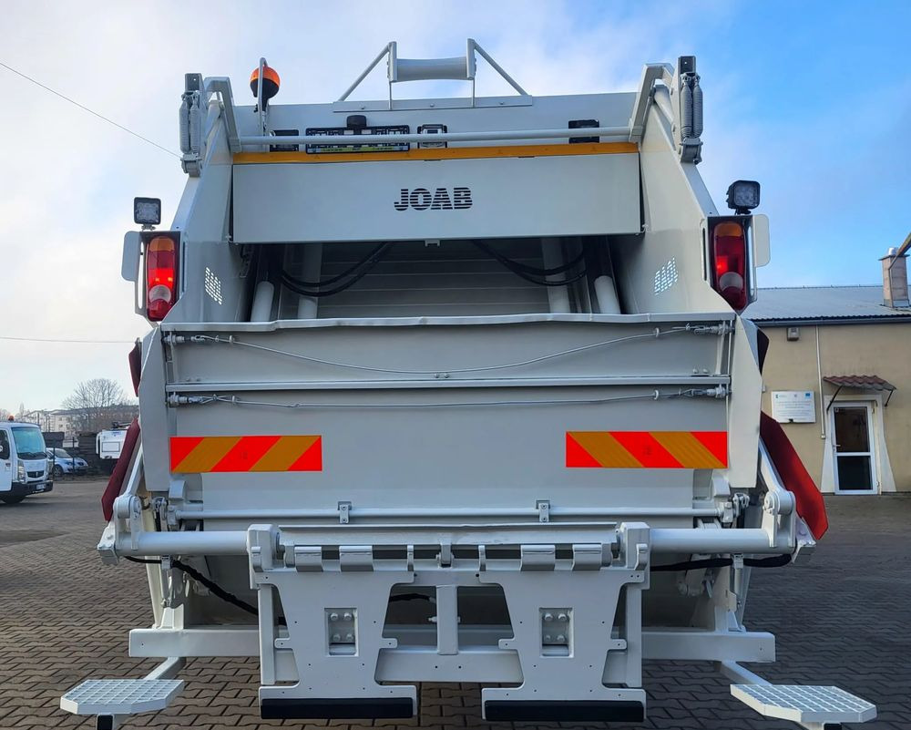 Volvo FE 320 - Garbage truck: picture 5 Volvo FE 320 - Garbage truck: picture 5