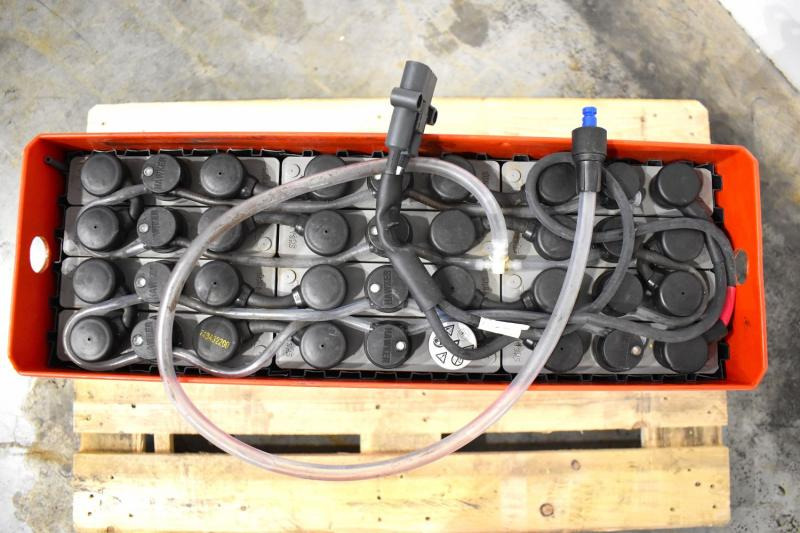 GRUMA 24 Volt 2 PzS 250 Ah - Battery: picture 3 GRUMA 24 Volt 2 PzS 250 Ah - Battery: picture 3