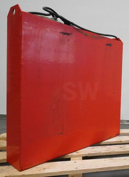 HAWKER 24 Volt 2 PzB 200 Ah - Battery for Material handling equipment: picture 2 HAWKER 24 Volt 2 PzB 200 Ah - Battery for Material handling equipment: picture 2