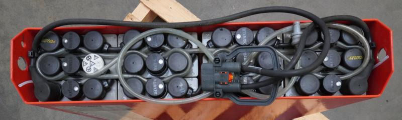 HAWKER 24 Volt 2 PzB 200 Ah - Battery for Material handling equipment: picture 3 HAWKER 24 Volt 2 PzB 200 Ah - Battery for Material handling equipment: picture 3