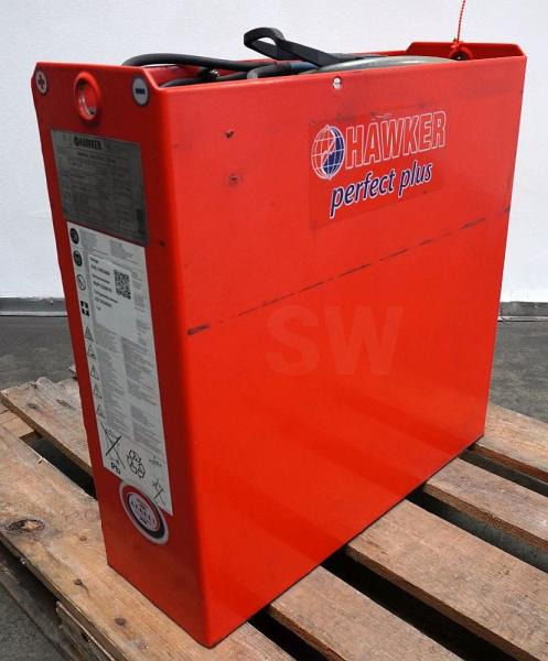 HAWKER 24 Volt 2 PzS 230 Ah - Battery for Material handling equipment: picture 1 HAWKER 24 Volt 2 PzS 230 Ah - Battery for Material handling equipment: picture 1