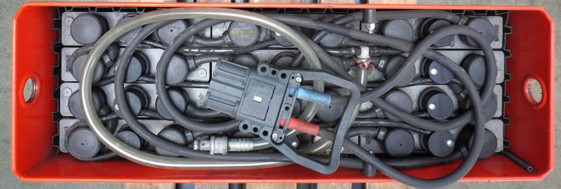 HAWKER 24 Volt 2 PzS 230 Ah - Battery for Material handling equipment: picture 3 HAWKER 24 Volt 2 PzS 230 Ah - Battery for Material handling equipment: picture 3