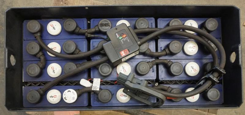 HAWKER 24 Volt 3 NXS 351 Ah - Battery for Material handling equipment: picture 3 HAWKER 24 Volt 3 NXS 351 Ah - Battery for Material handling equipment: picture 3