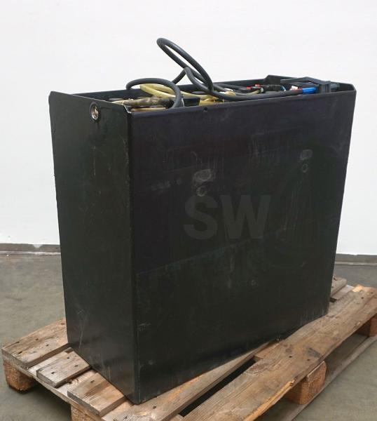 HAWKER 24 Volt 6 PzS 930 Ah - Battery for Material handling equipment: picture 3 HAWKER 24 Volt 6 PzS 930 Ah - Battery for Material handling equipment: picture 3