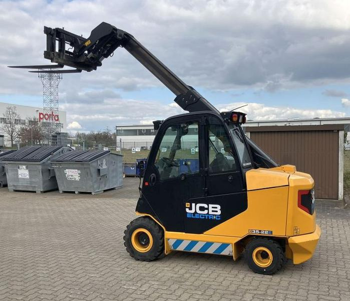 Jcb TLT35-22E - Telescopic handler: picture 4 Jcb TLT35-22E - Telescopic handler: picture 4