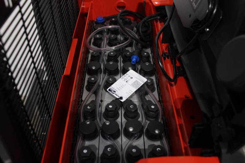Linde D 08 1160-01 - Stacker: picture 4 Linde D 08 1160-01 - Stacker: picture 4