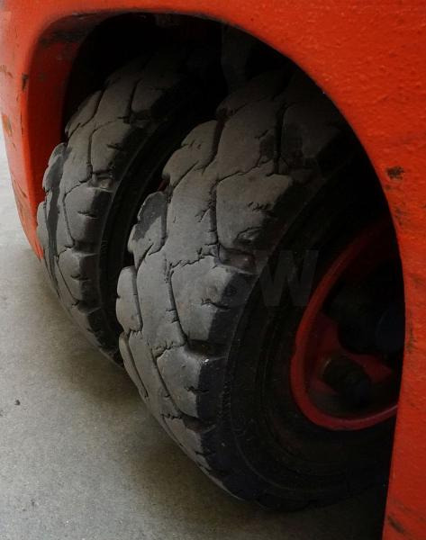 Linde E 16 EVO 386-02 - Electric forklift: picture 1 Linde E 16 EVO 386-02 - Electric forklift: picture 1