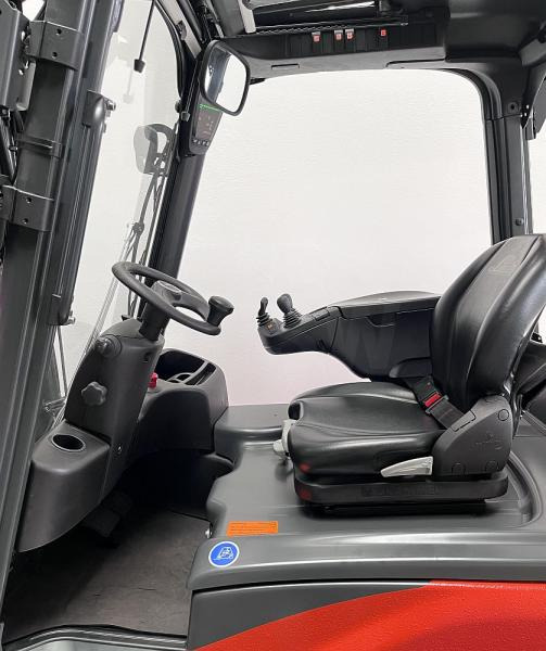Linde E 16 PH EVO 386-02 - Electric forklift: picture 4 Linde E 16 PH EVO 386-02 - Electric forklift: picture 4