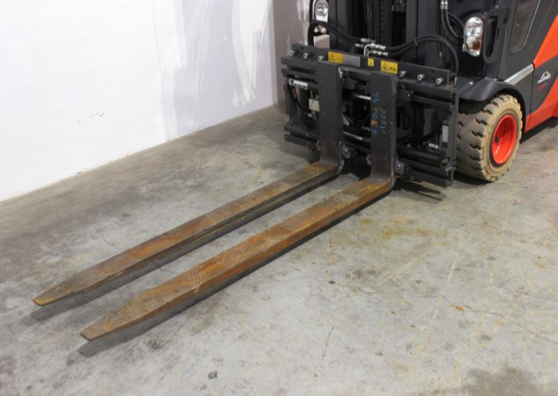 Electric forklift Linde E 18 L EVO 386-02: picture 8