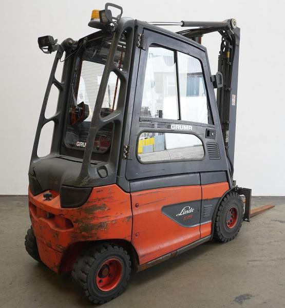 Linde E 25 387 - Electric forklift: picture 2 Linde E 25 387 - Electric forklift: picture 2
