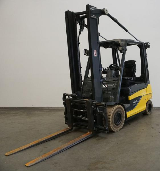 Linde E 30 387 - Electric forklift: picture 1 Linde E 30 387 - Electric forklift: picture 1