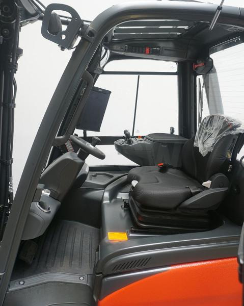 Linde E 30/600 HL 1252-01 - Electric forklift: picture 4 Linde E 30/600 HL 1252-01 - Electric forklift: picture 4