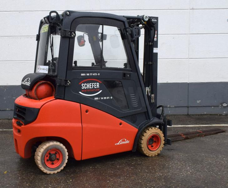 Linde H 20 T 391-00 - LPG forklift: picture 2 Linde H 20 T 391-00 - LPG forklift: picture 2