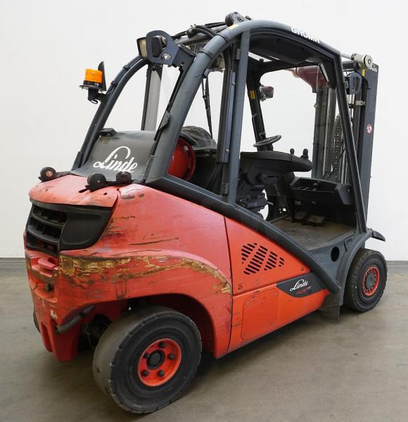 Linde H 25 T EVO 392-02 - LPG forklift: picture 2 Linde H 25 T EVO 392-02 - LPG forklift: picture 2