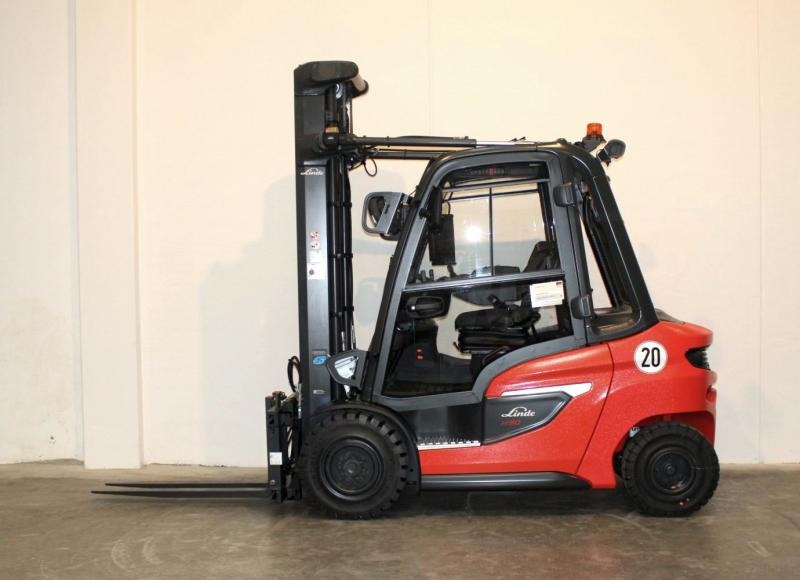 Linde H 30 D 1202 - Diesel forklift: picture 3 Linde H 30 D 1202 - Diesel forklift: picture 3