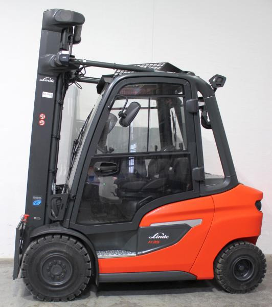 Linde H 35 D 1202 - Diesel forklift: picture 3 Linde H 35 D 1202 - Diesel forklift: picture 3
