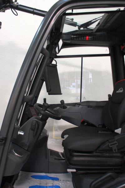 Linde H 35 D 1202 - Diesel forklift: picture 3 Linde H 35 D 1202 - Diesel forklift: picture 3