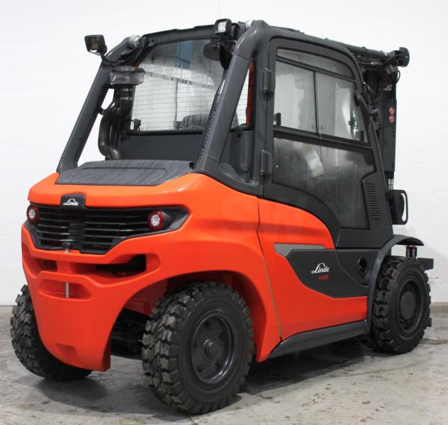 Linde H 35 D/600 1204-01 - Diesel forklift: picture 2 Linde H 35 D/600 1204-01 - Diesel forklift: picture 2