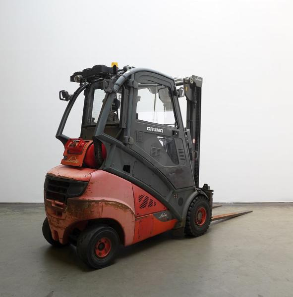 Linde H 35 T EVO 393-02 - LPG forklift: picture 2 Linde H 35 T EVO 393-02 - LPG forklift: picture 2