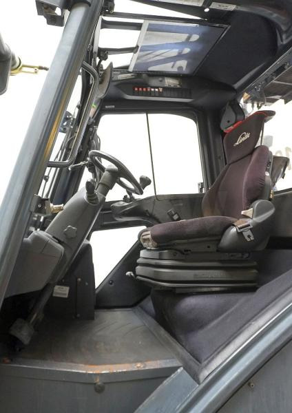 Linde H 35 T EVO 393-02 - LPG forklift: picture 3 Linde H 35 T EVO 393-02 - LPG forklift: picture 3