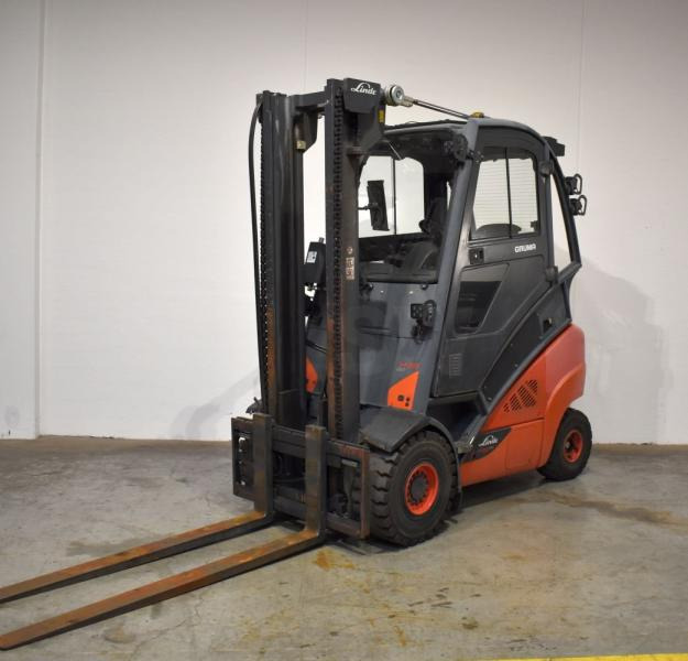 Linde H 35 T EVO 393-02 - LPG forklift: picture 1 Linde H 35 T EVO 393-02 - LPG forklift: picture 1