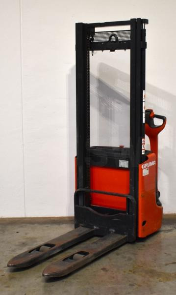 Linde L 12 1172 - Stacker: picture 2 Linde L 12 1172 - Stacker: picture 2
