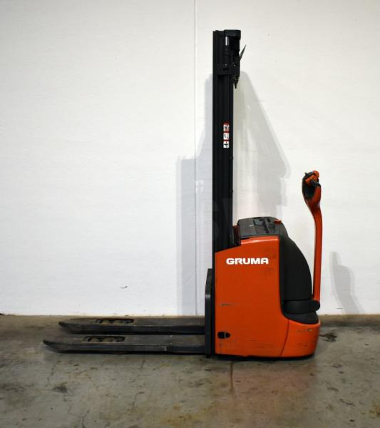 Linde L 12 i 1172 - Stacker: picture 3 Linde L 12 i 1172 - Stacker: picture 3